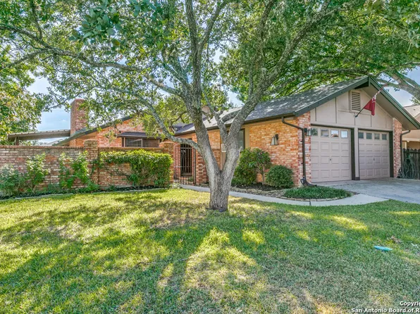 8903 HETHERINGTON DR, San Antonio, TX 78240