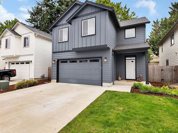 2nd image of 8602 NE 70th Cir