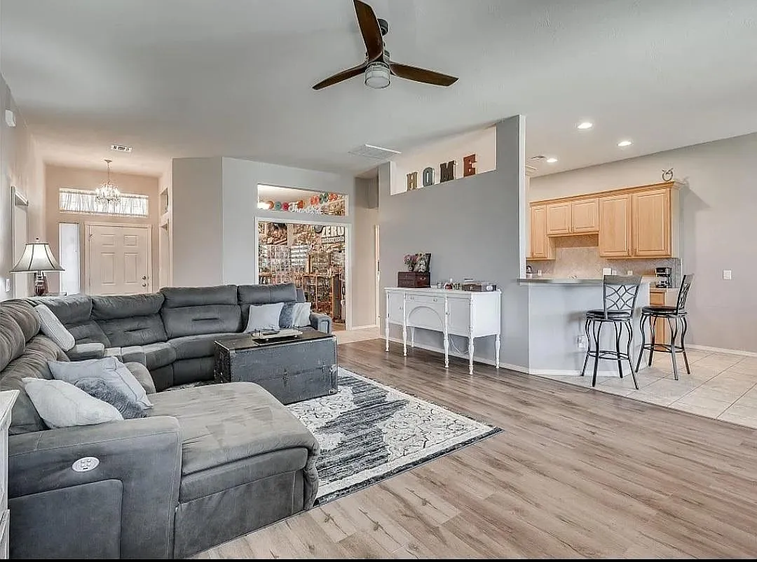 4 bed, 1792 sqft, $1,800 — Photo 4