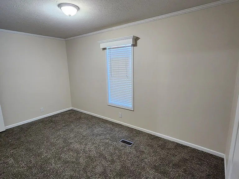 Belle Villa Lake — Photo 27