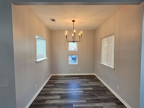 5th image of 263 Mooring Cir APT B