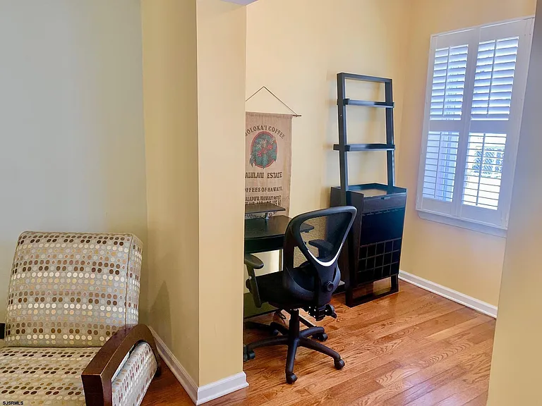 6512 Winchester Ave — Photo 5