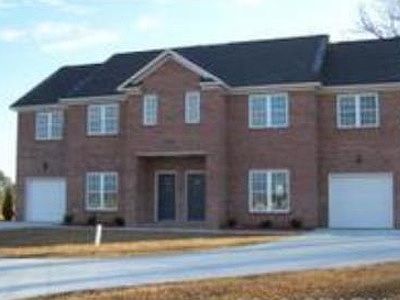 1st image of 333 S Pointe Dr #B