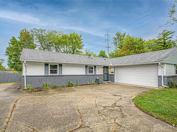 2185 Green Springs Dr, Dayton, OH 45440