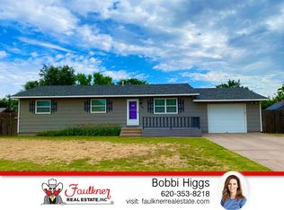 612 Kachina Ct, Ulysses, KS 67880