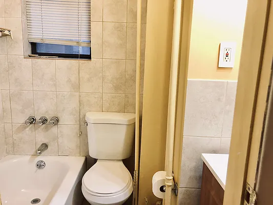 Rented by Jetrem, LLC | media 8