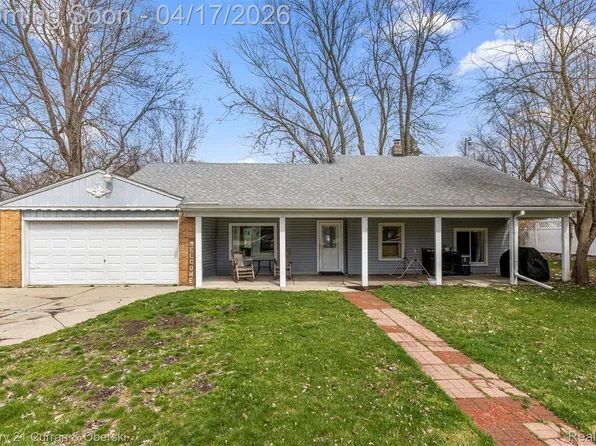 26891 Crocker Blvd, Harrison Township, MI 48045