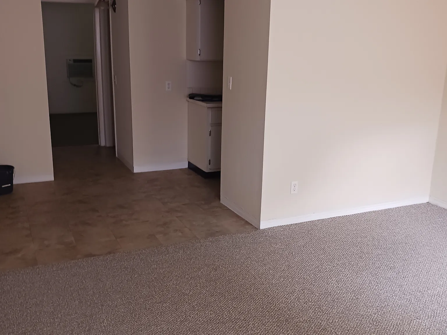 1 bed, 518 sqft, $1,050 — Photo 2