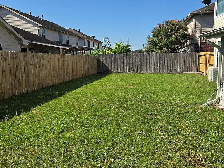 16203 Dryberry Ct — Photo 29