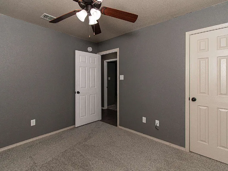 3200 Alamocitos Creek Dr — Photo 24