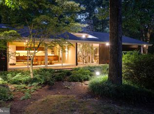 7 Merry Hill Ct, Baltimore, MD 21208