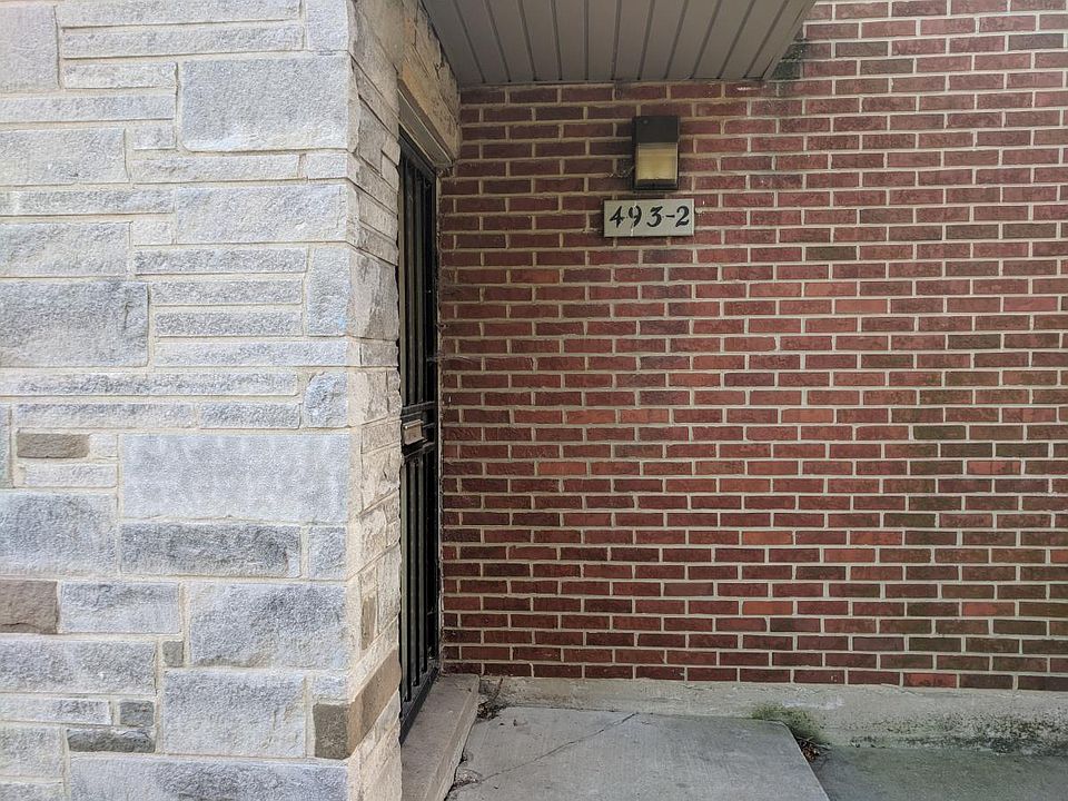 1st image of 493 E End Ave #2