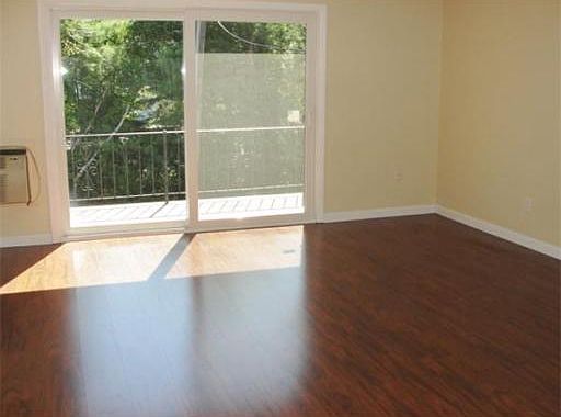 3rd image of 95 Fountain Ln APT 11