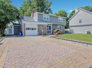 21 Seneca Ave, Emerson, NJ 07630