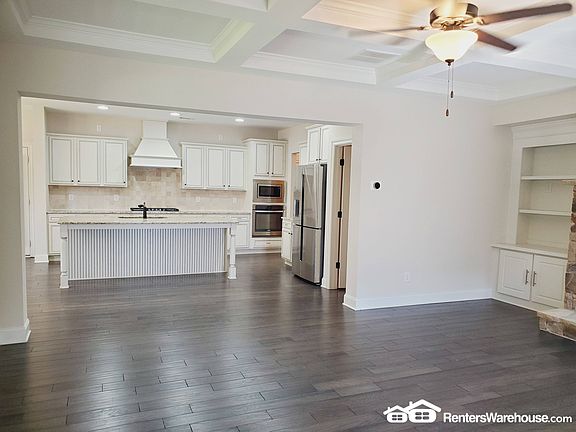 4th image of 478 Crimson Maple Way