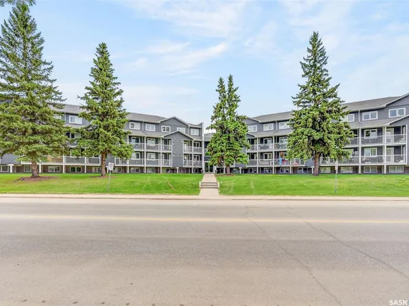 UNIT 109-515 28th STREET E, Prince Albert, SK S6V 1X8