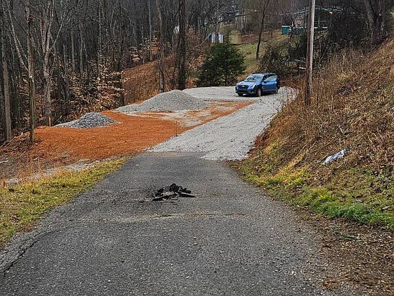 2nd image of 294 Landmark Rd