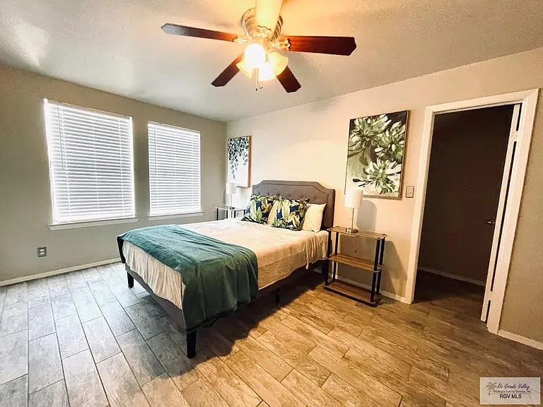 117B Mesquite St — Photo 22