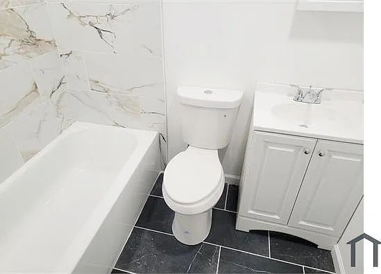 3 bed, 1321 sqft, $2,600 — Photo 3