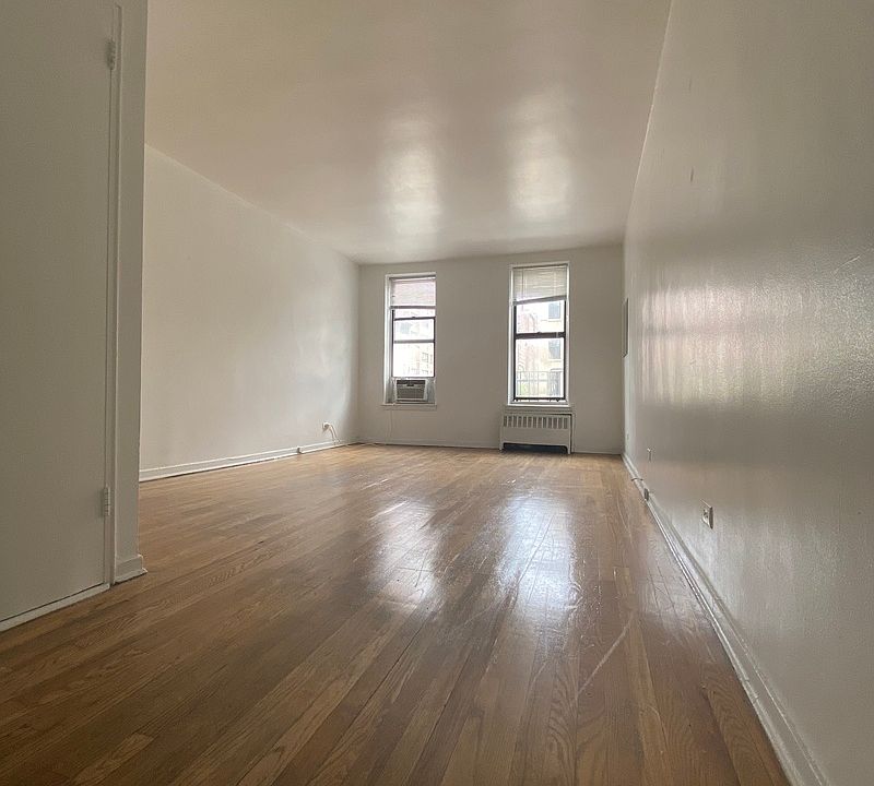 1st image of 1149 1st Ave #2A