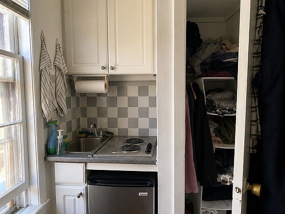 3rd image of 28 S Huntington Ave #201A