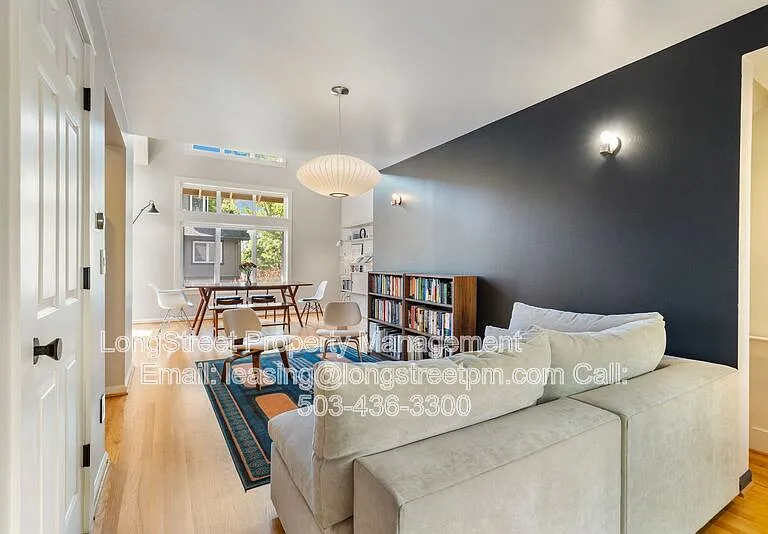 10247 NW Village Heights Dr — Photo 13