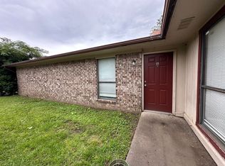 1200 S Greenwich Ave, Russellville, AR 72801