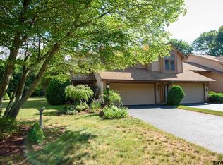 4015 Georgetown Sq, Schenectady, NY 12303