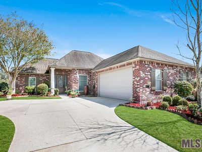 5615 Parkknoll Place Dr, Baton Rouge, LA, 70816