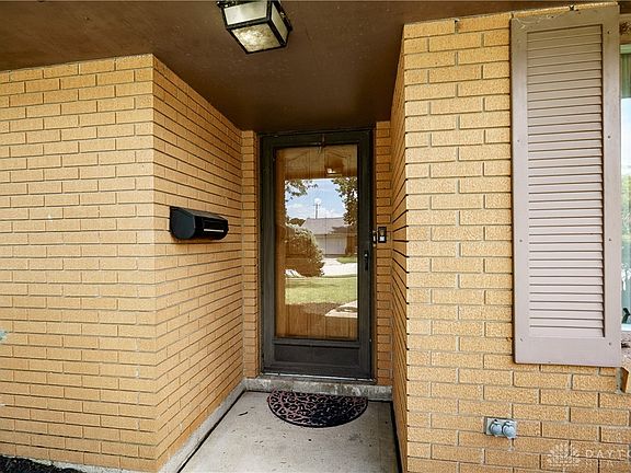 5th image of 408 Westview Pl
