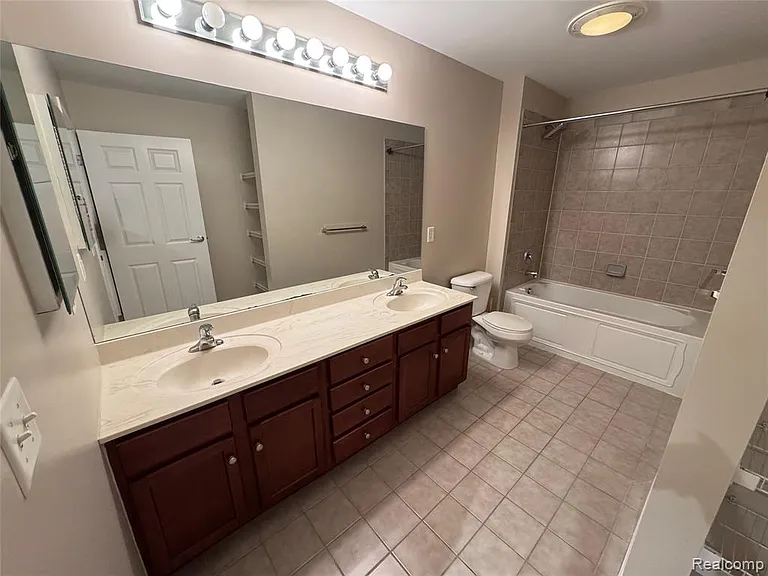 101 S Union St #207 — Photo 21