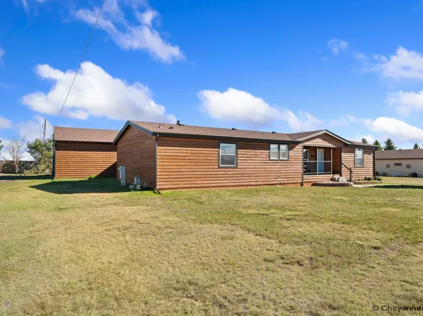 3804 Storey Blvd, Cheyenne, WY 82009