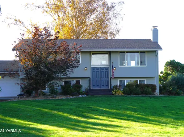 11 Kenyon Ln, Selah, WA 98942