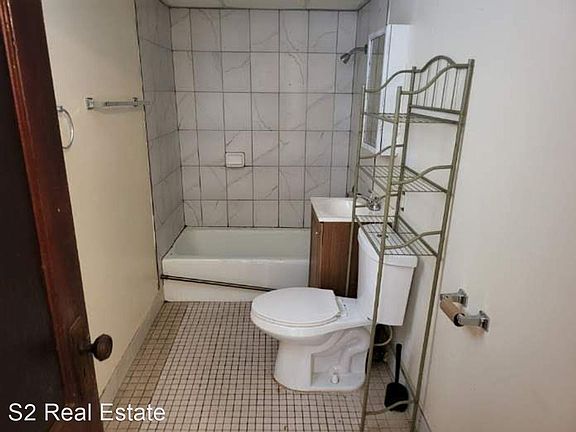 4th image of 3638 E Plankinton Ave APT 10