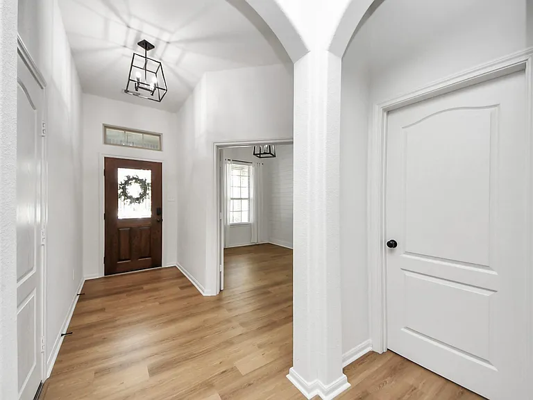 17010 Upper Ridge Ln — Photo 5