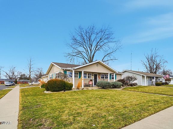 3rd image of 705 Cornell Dr