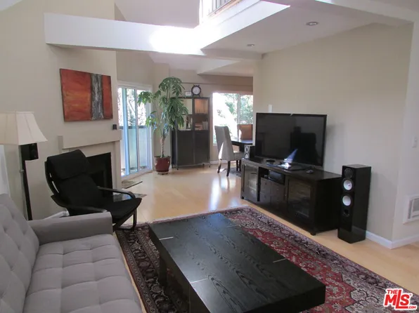 1127 12th St APT 301, Santa Monica, CA 90403