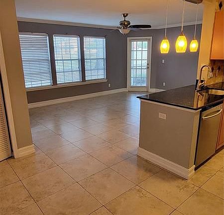 5th image of 3305 Haviland Ct APT 102