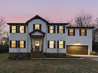 1074 Talon Dr, Columbia, TN 38401