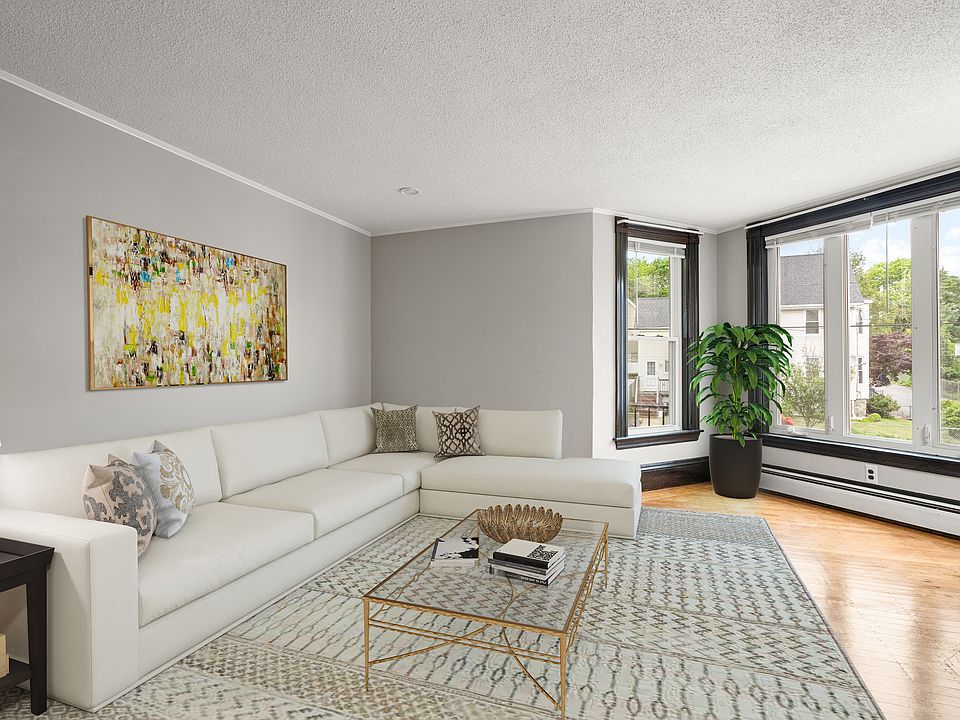 1st image of 72 Wyoming Ave Floor 1