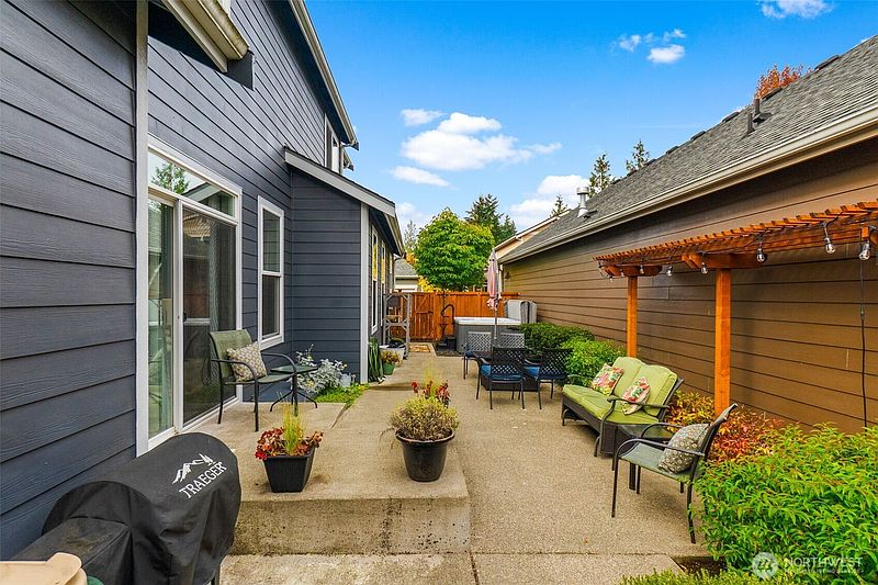 2nd image of 4709 Stonegate Street SE