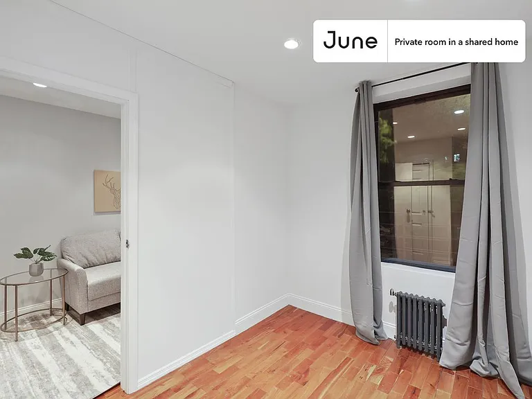 345 E 21st St #2B — Photo 2
