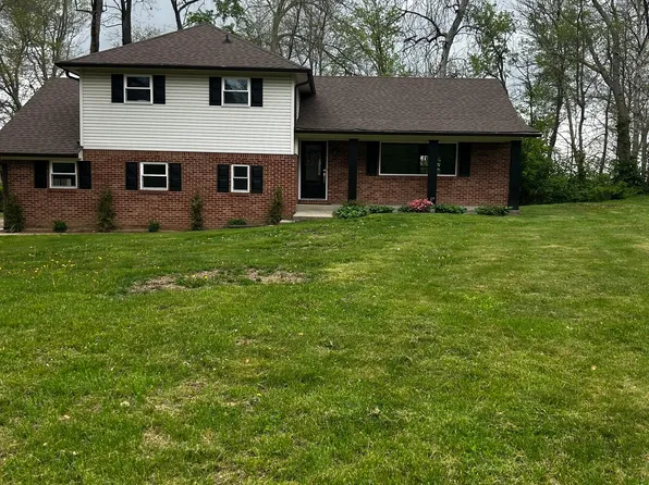 454 Tulip Dr, Mooresville, IN 46158