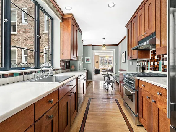 122 E 82nd St #8AD, New York, NY 10028