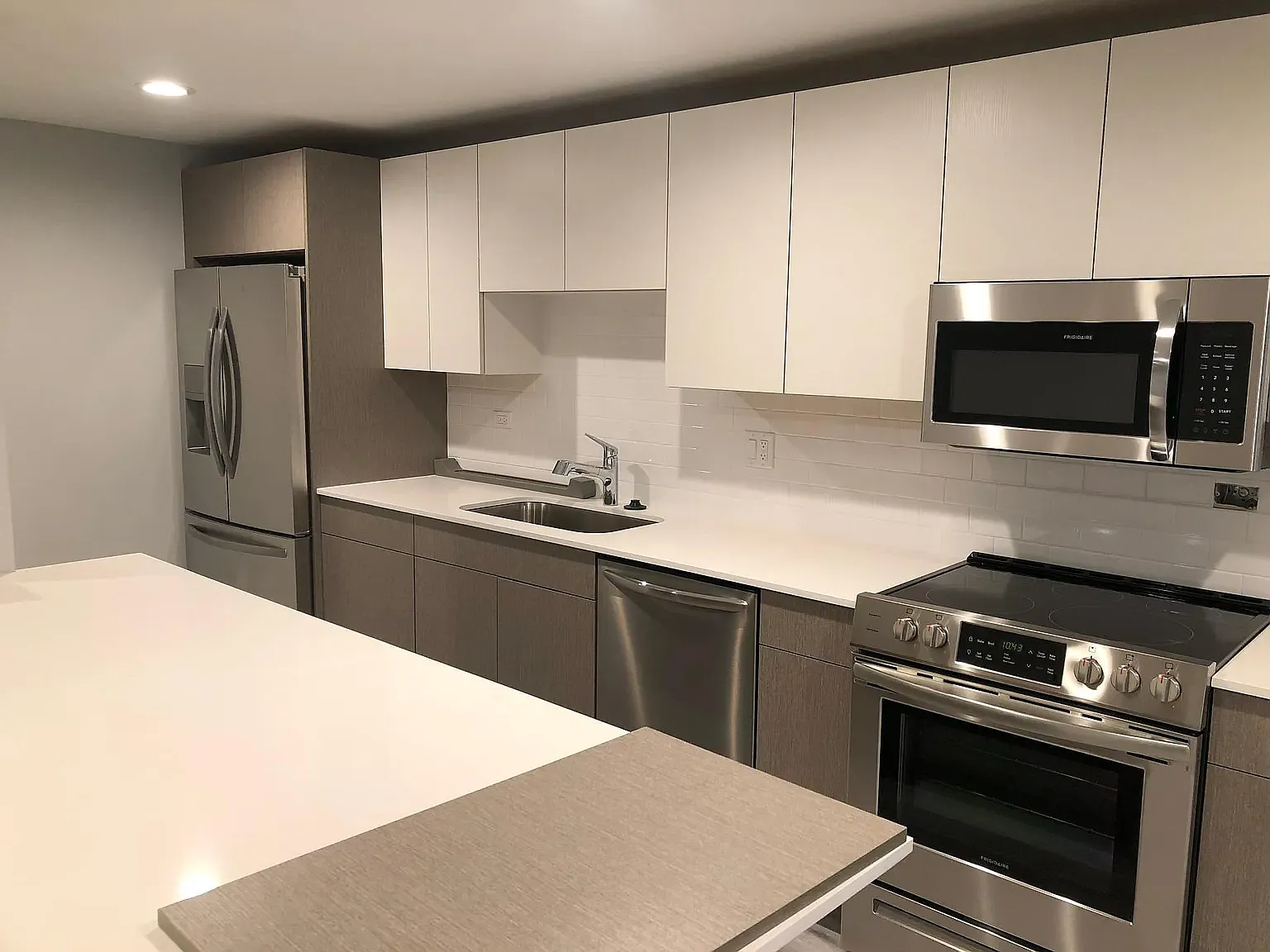 2 bed, $2,600 — Photo 4