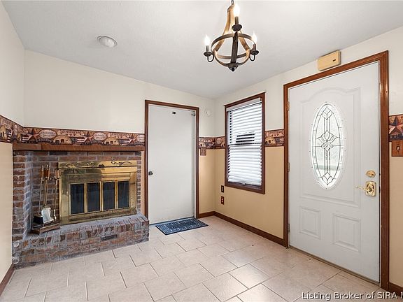 5th image of 5674 S Co Rd 640 E