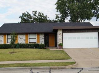 474 Clearfield Dr, Garland, TX 75043