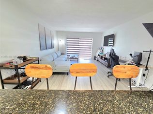 7477 SW 82nd St APT C115, Miami, FL 33143