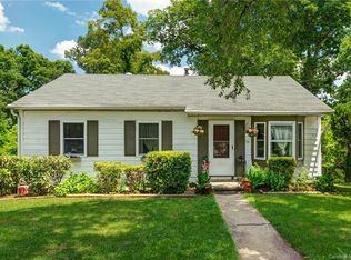 725 Ridge Rd, Asheville, NC 28803