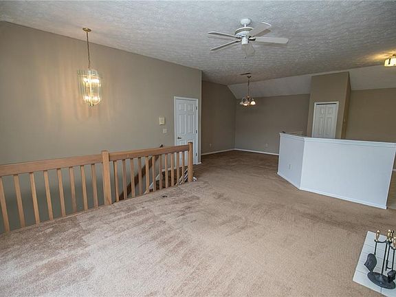 2nd image of 23543 Grist Mill Ct #5-4